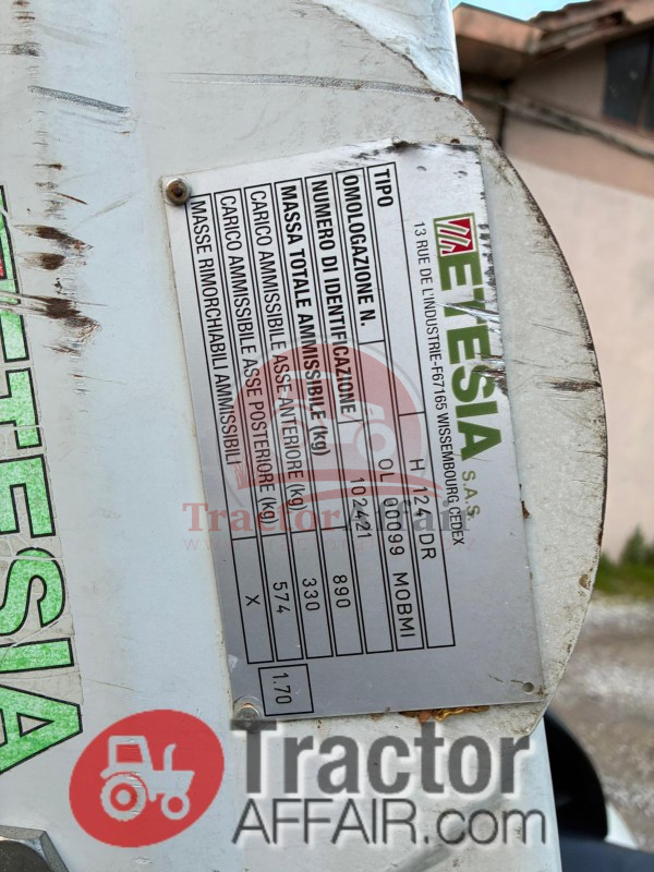 TAGLIAERBA ETESIA H 124 D DIESEL 24 CV SCARICO ALTO - photo 6