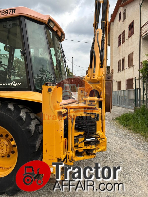 TERNA KOMATSU WB97R 4RM - photo 7