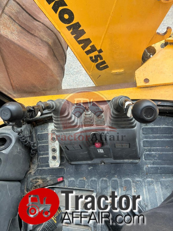 TERNA KOMATSU WB97R 4RM - photo 10