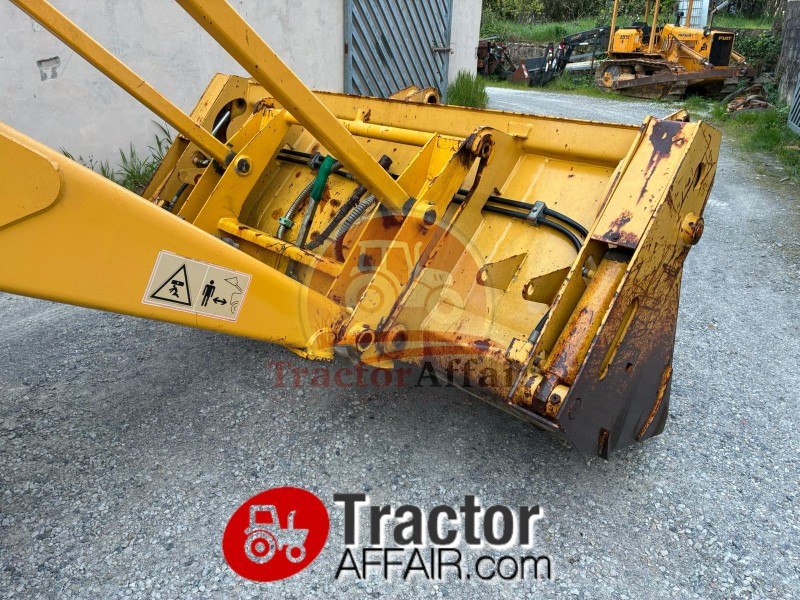 TERNA KOMATSU WB97R 4RM - photo 13